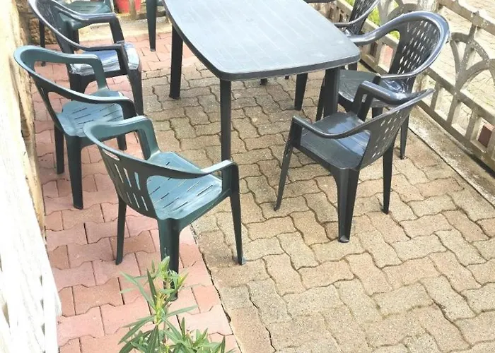 Les De Louisette 1886 *